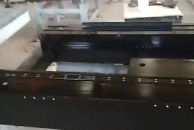 Ebitundu bya granite nga biriko ebituli ebisimiddwa n’ebitundu ebiyingiziddwamu .