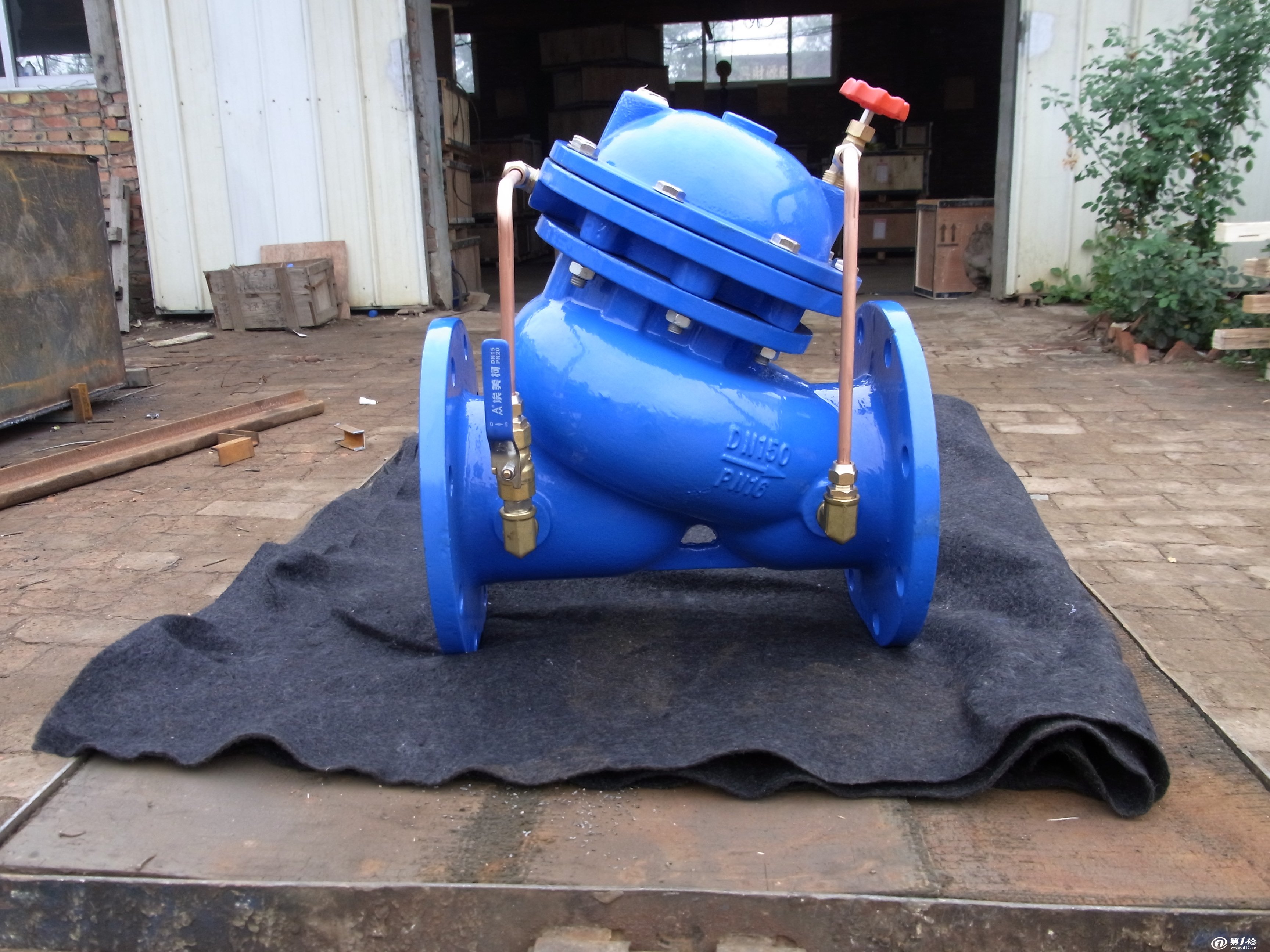 Soma ebisingawo ku bika bya flow control valve .
