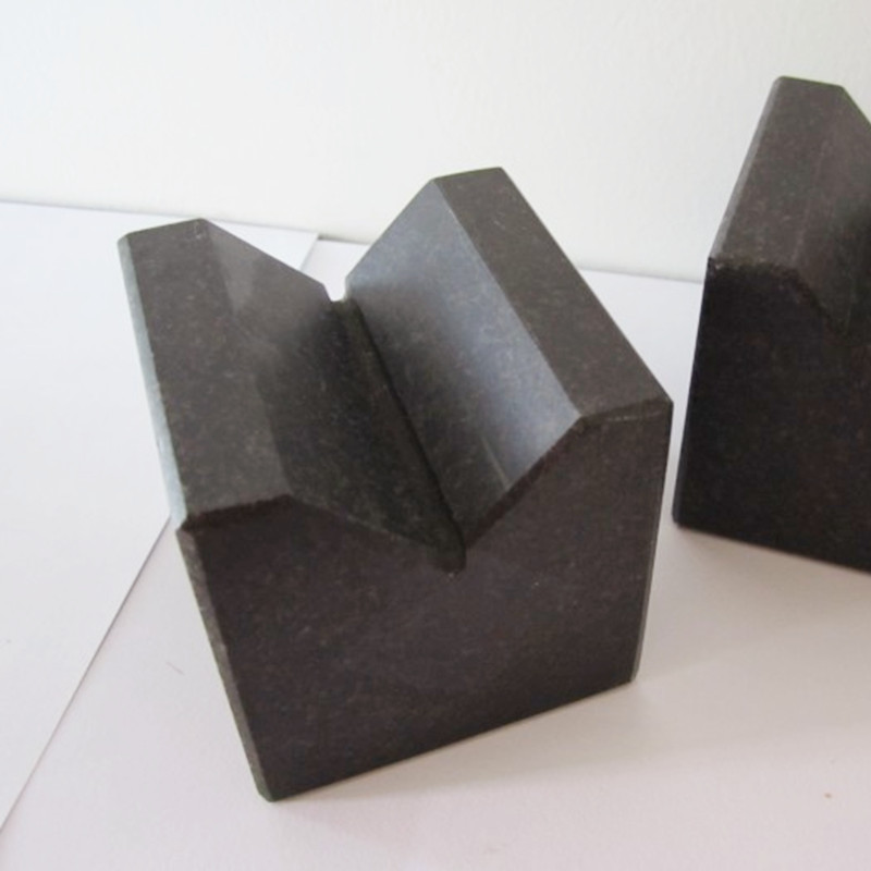 Soma wano ebisingawo ku Flat Granite Block