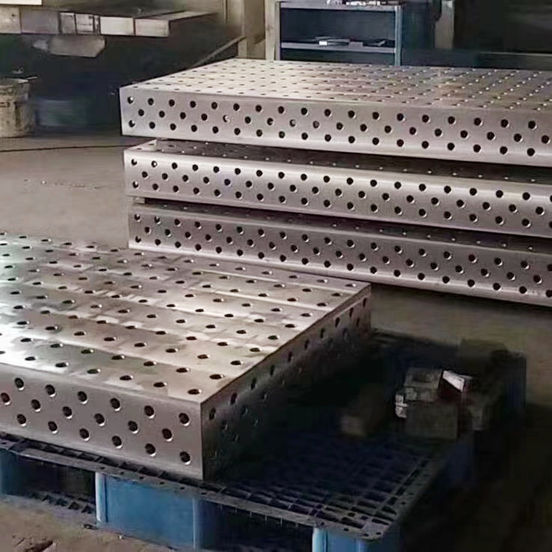 Soma ebisingawo ku Welding Fab Table